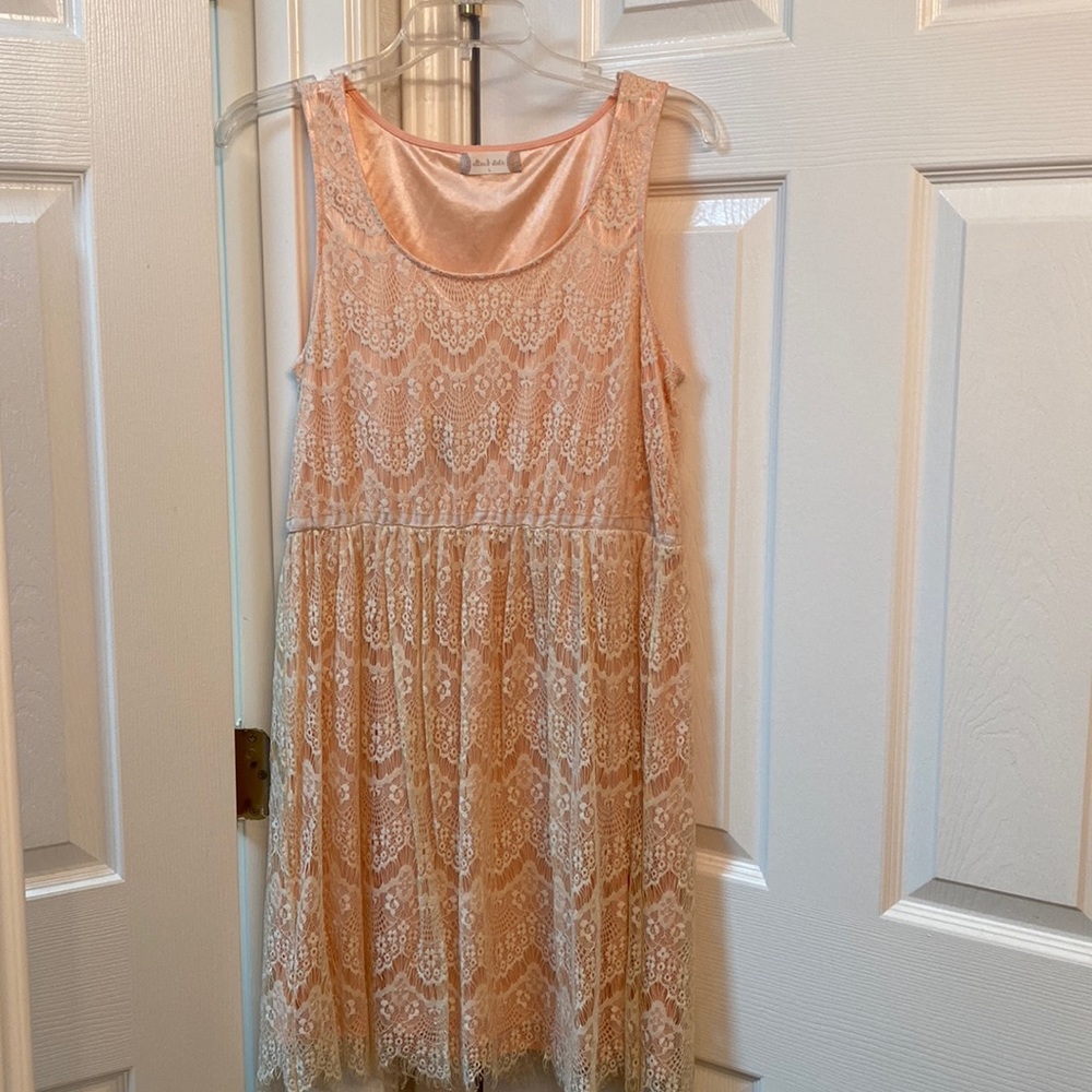 Women’s peach lace dress